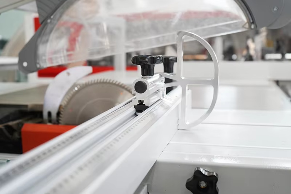 【specialized】SIGN Sliding Tabl - Woodworking Machine 리뷰 및 가격